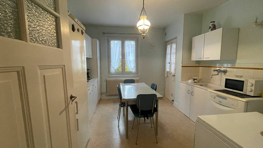 59243597e - Attribut alt par défaut.