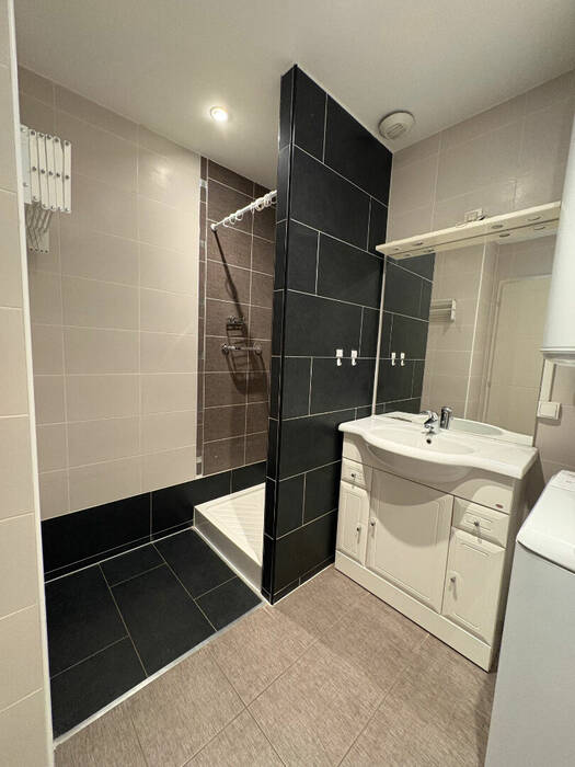 58144532d - Attribut alt par défaut.