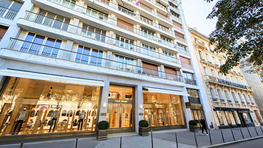 59384445c - Attribut alt par défaut.