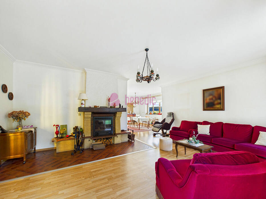 58776172k - Attribut alt par défaut.