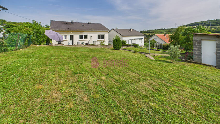 58879443a - Attribut alt par défaut.