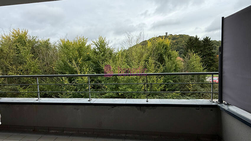 59377520c - Attribut alt par défaut.