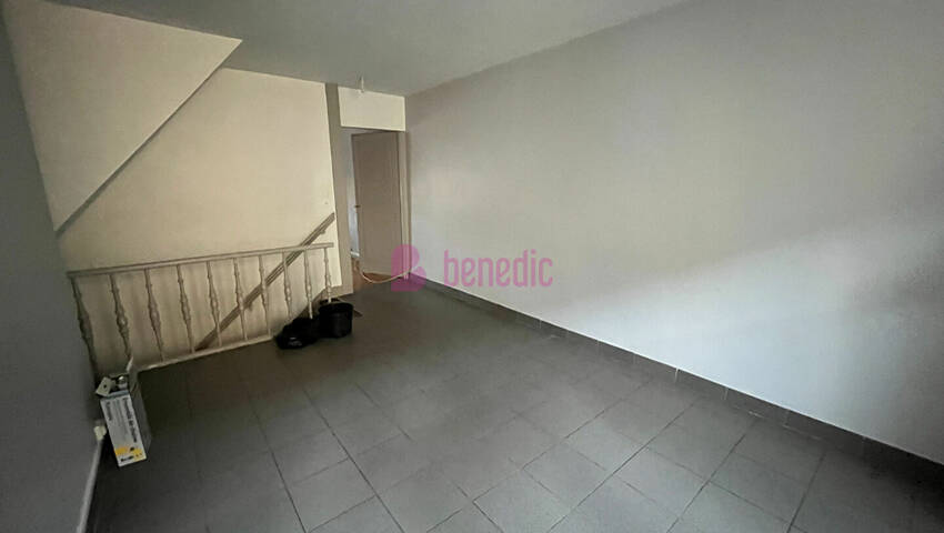 4253955b - Attribut alt par défaut.