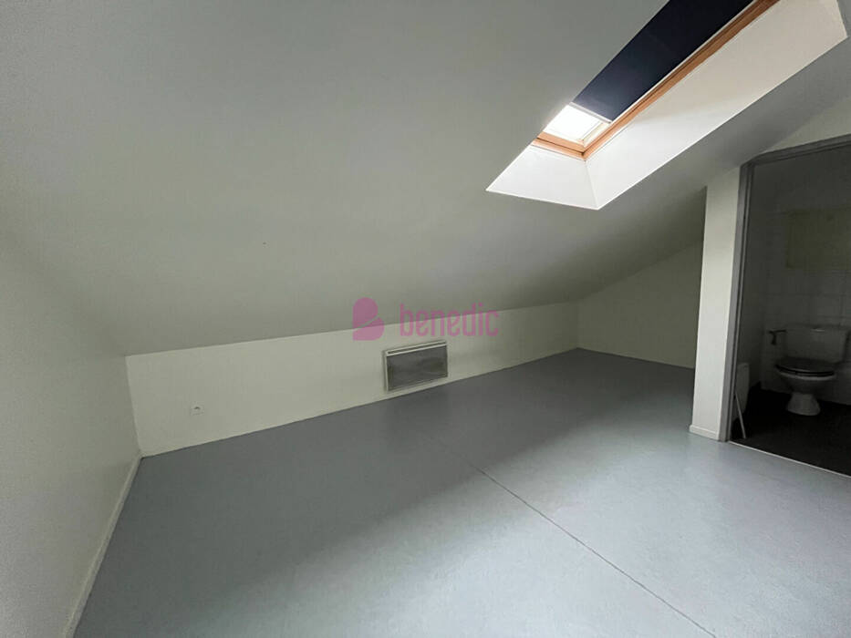 4253955g - Attribut alt par défaut.