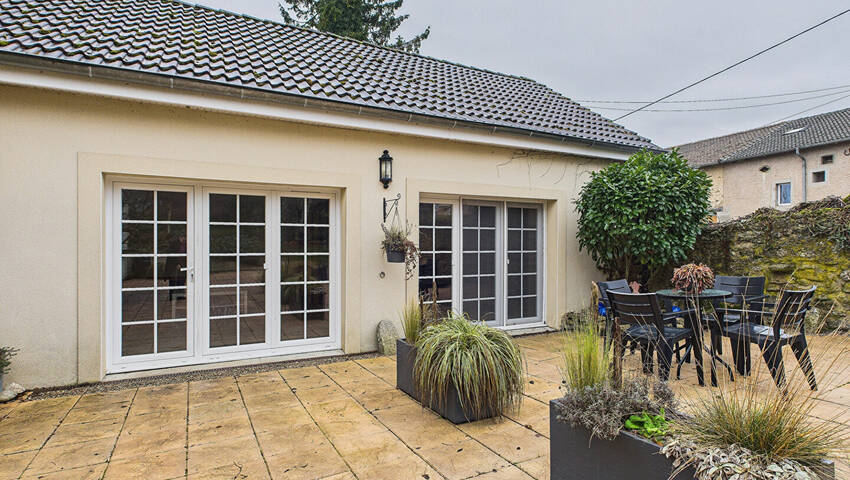 59413275a - Attribut alt par défaut.