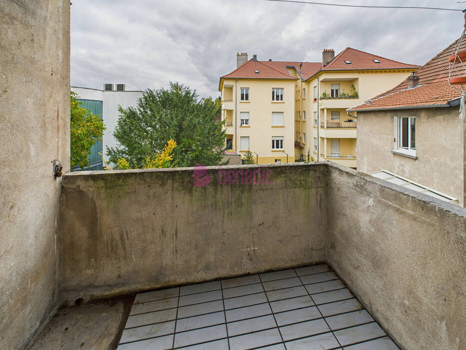 59372427c - Attribut alt par défaut.