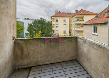 59372427c - Attribut alt par défaut.