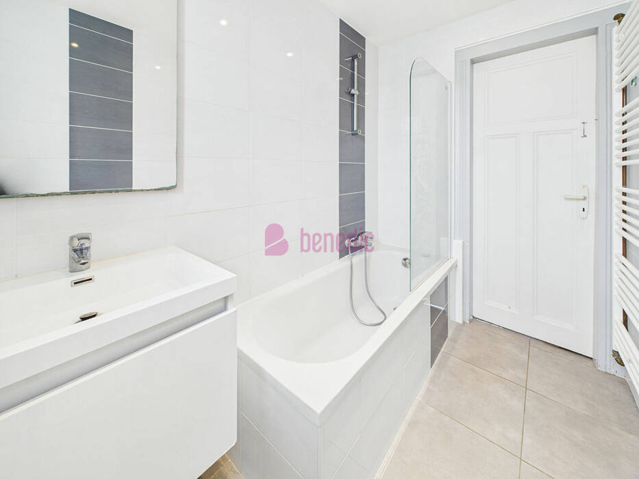 59372427k - Attribut alt par défaut.