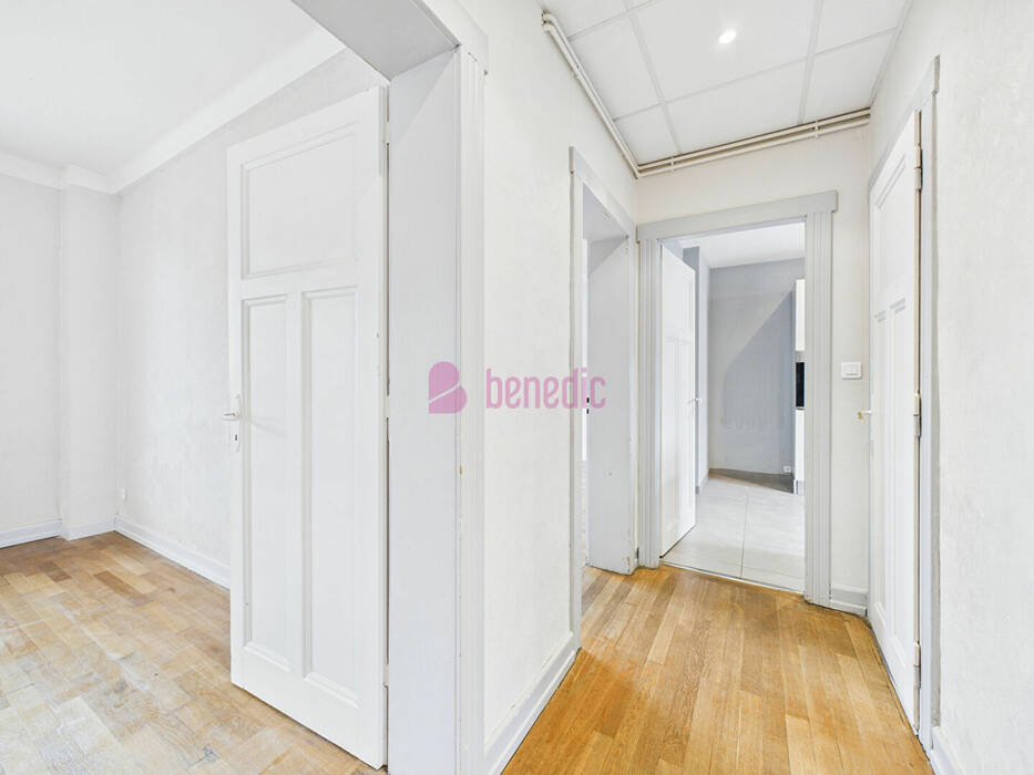 59372427l - Attribut alt par défaut.