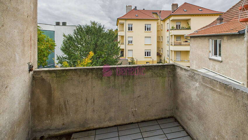 59372427e - Attribut alt par défaut.