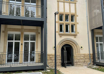 59421265a - Attribut alt par défaut.