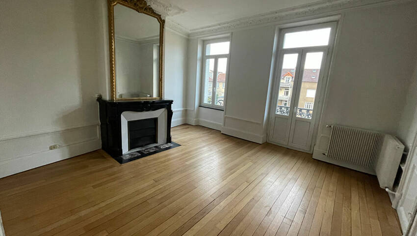 59423388a - Attribut alt par défaut.