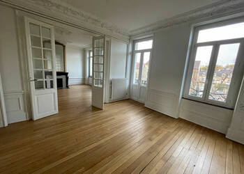 59423388b - Attribut alt par défaut.