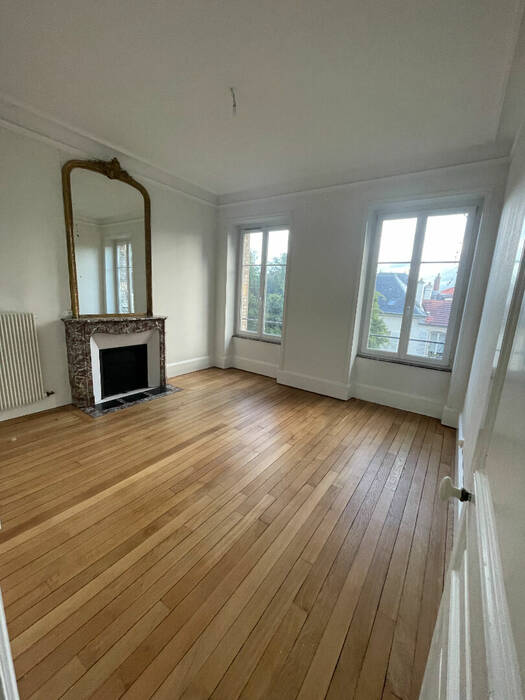 59423388f - Attribut alt par défaut.