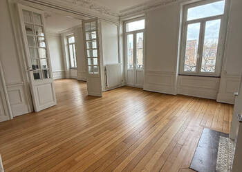 59423388a - Attribut alt par défaut.