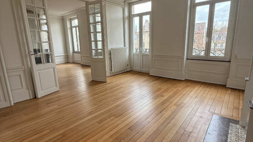 59423388a - Attribut alt par défaut.