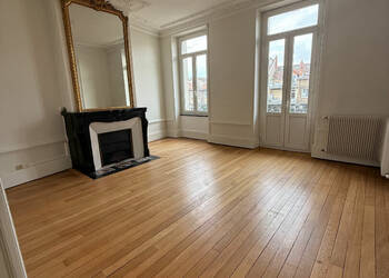 59423388b - Attribut alt par défaut.