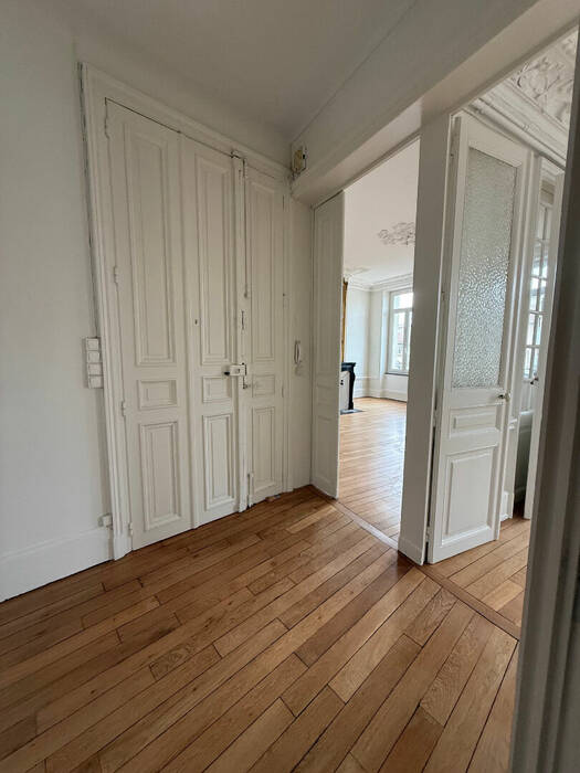 59423388d - Attribut alt par défaut.