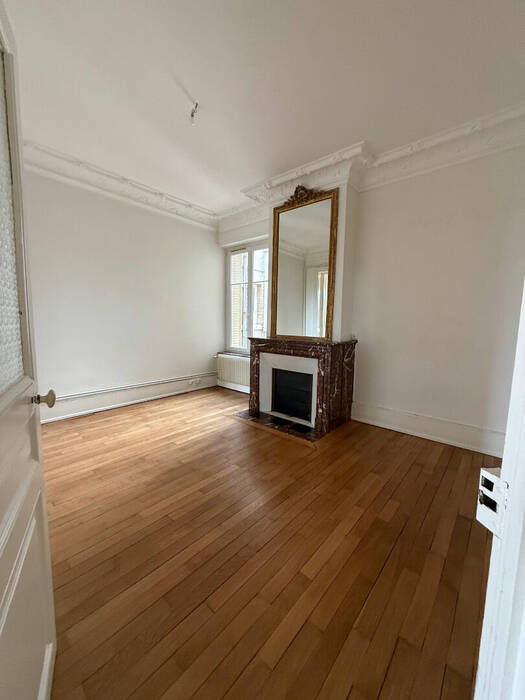 59423388e - Attribut alt par défaut.