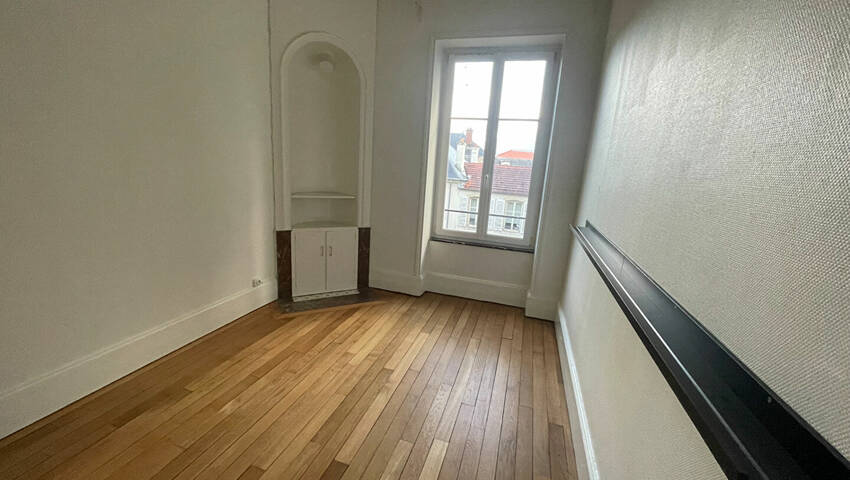 59423388n - Attribut alt par défaut.