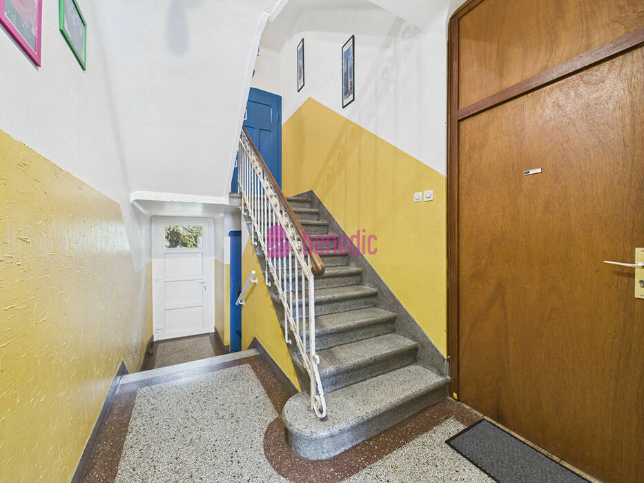 59384253c - Attribut alt par défaut.