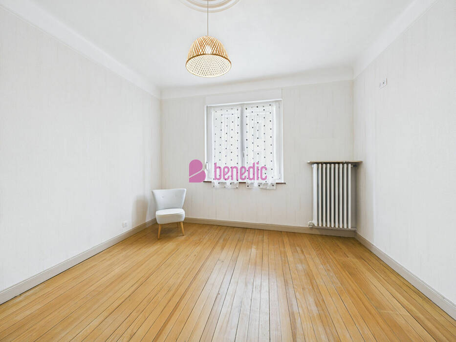 59384253g - Attribut alt par défaut.