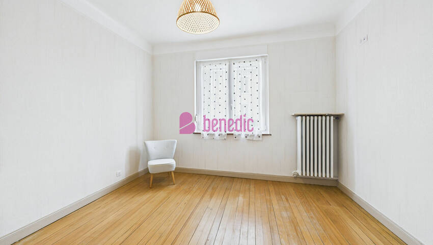 59384253g - Attribut alt par défaut.