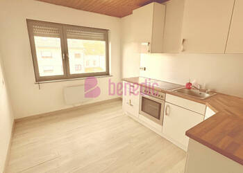 59437667a - Attribut alt par défaut.