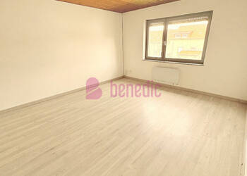 59437667b - Attribut alt par défaut.