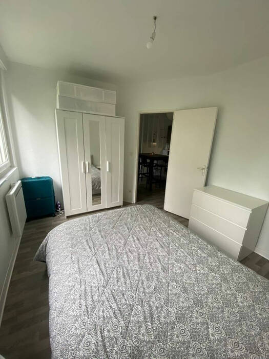 59437722d - Attribut alt par défaut.