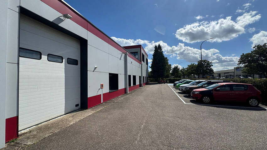 59437326a - Attribut alt par défaut.