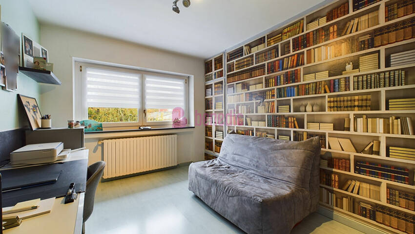 59448976k - Attribut alt par défaut.