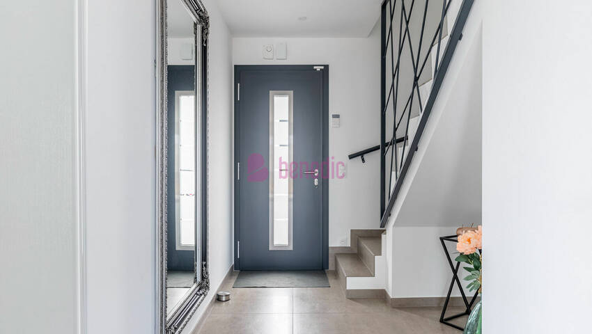 58634353e - Attribut alt par défaut.