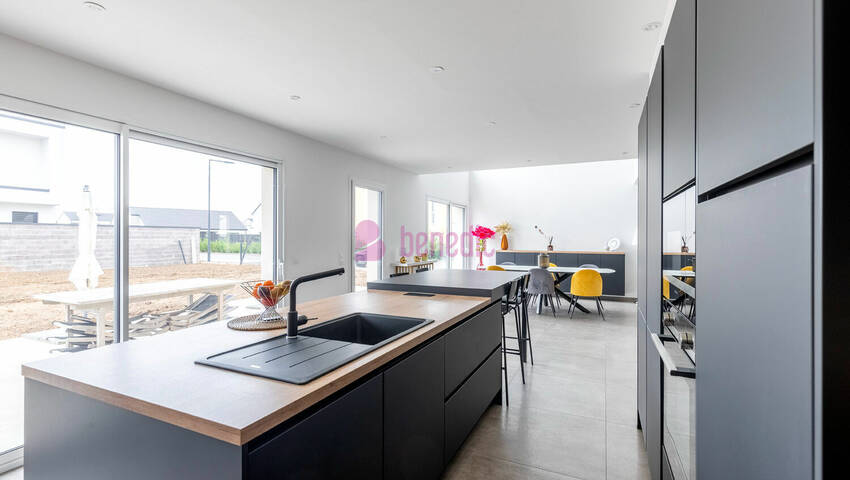 58634353m - Attribut alt par défaut.