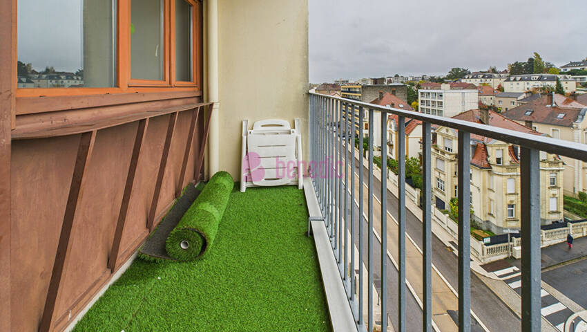 58906511d - Attribut alt par défaut.