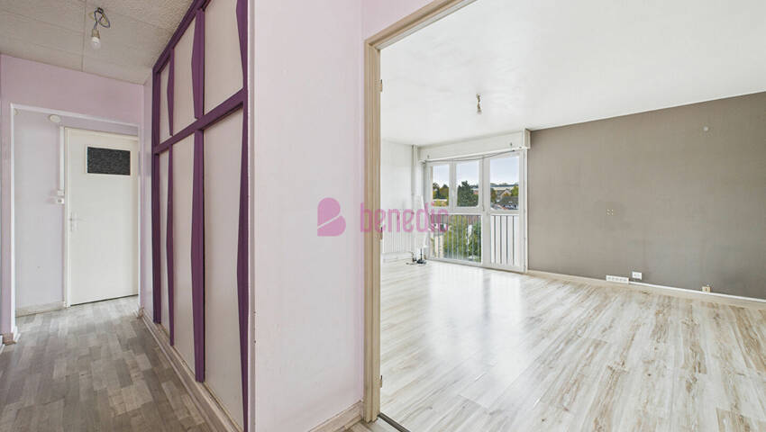 58906511g - Attribut alt par défaut.