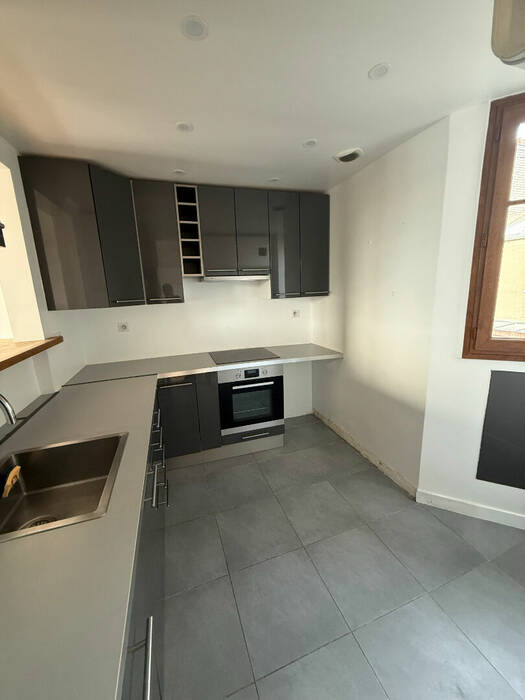 59438140e - Attribut alt par défaut.