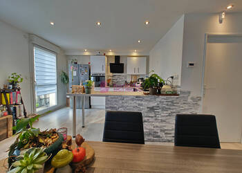 58444145c - Attribut alt par défaut.