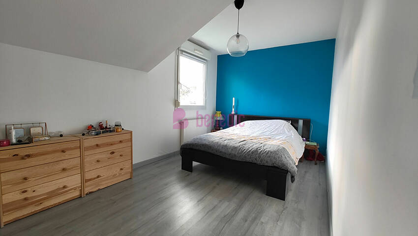 58444145g - Attribut alt par défaut.