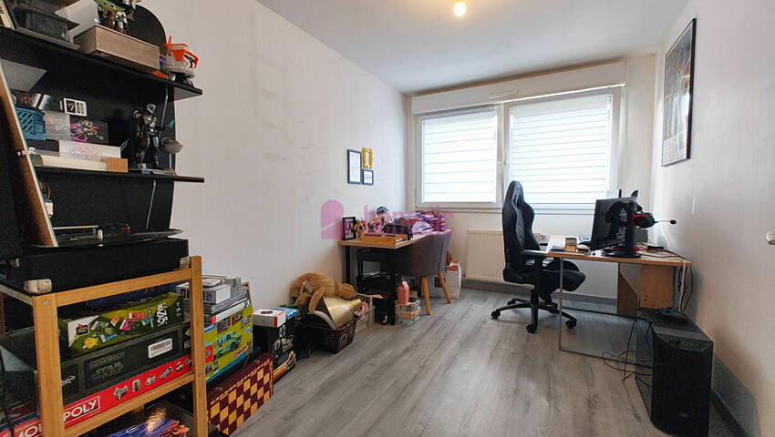 58444145h - Attribut alt par défaut.