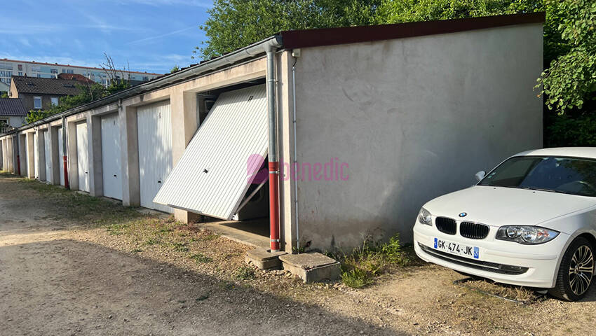 59467831h - Attribut alt par défaut.