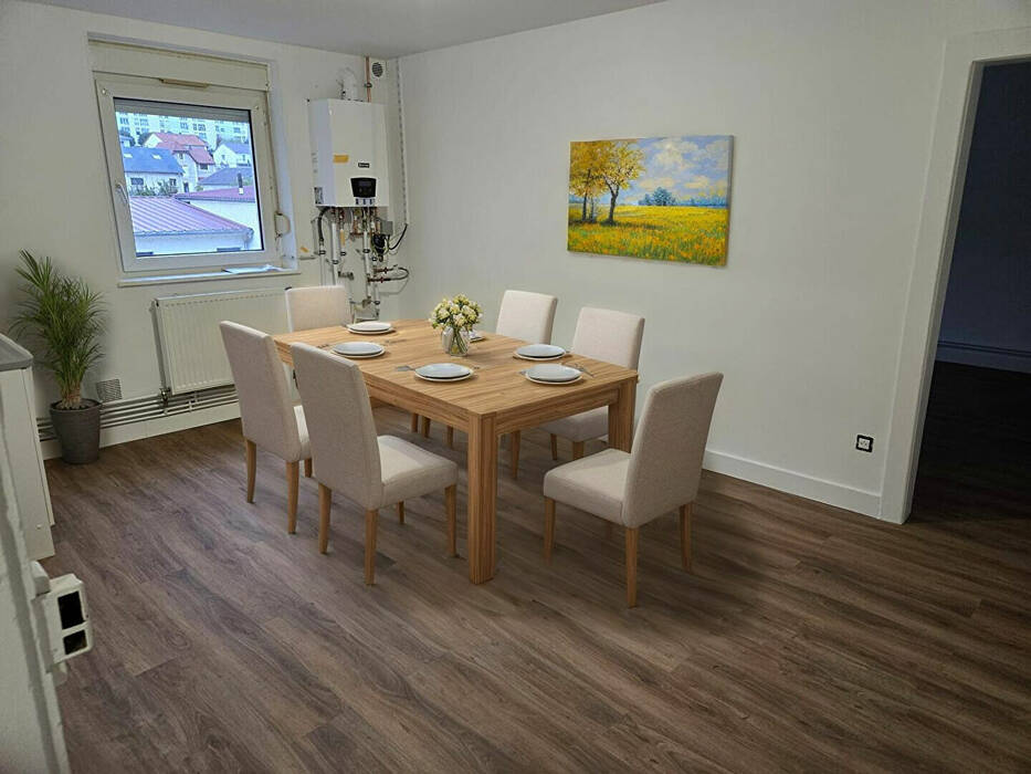 59467831b - Attribut alt par défaut.