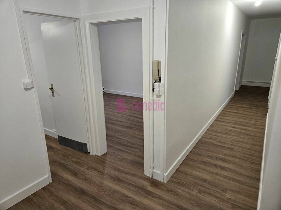 59467831j - Attribut alt par défaut.