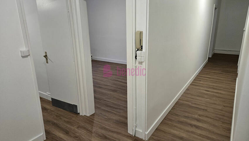 59467831j - Attribut alt par défaut.