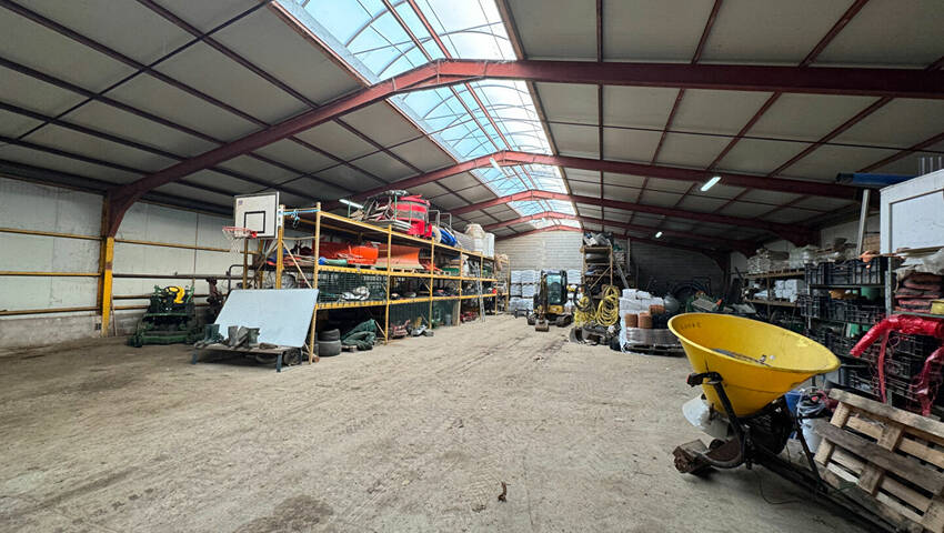 59469316b - Attribut alt par défaut.