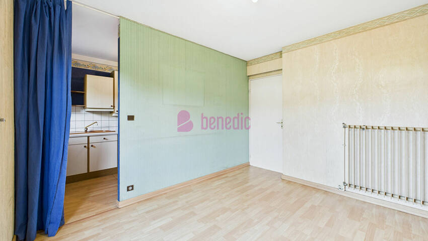 59356318e - Attribut alt par défaut.