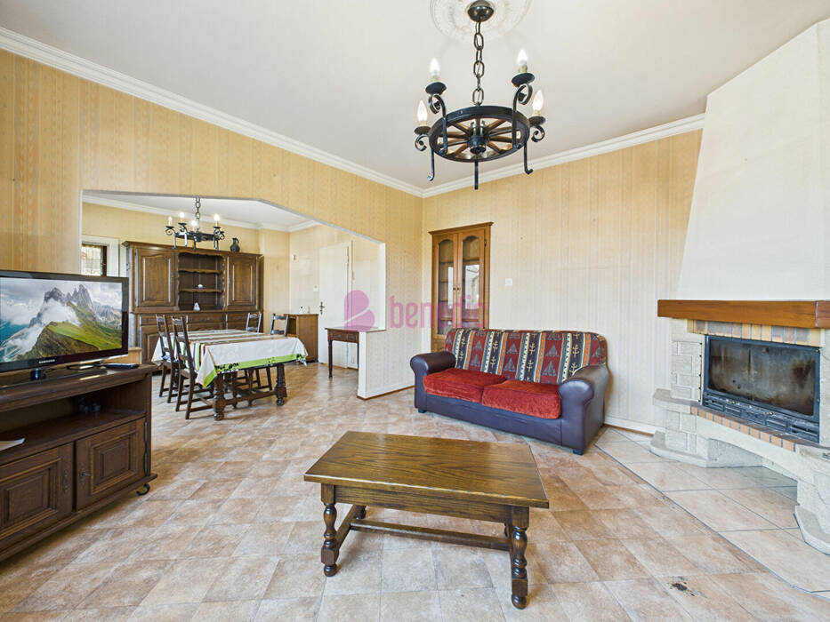 59352024d - Attribut alt par défaut.