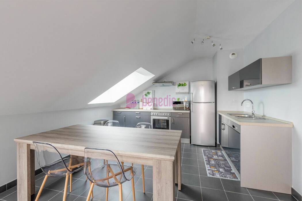 57763469f - Attribut alt par défaut.