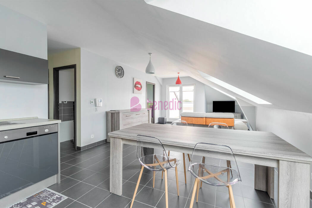 57763469h - Attribut alt par défaut.