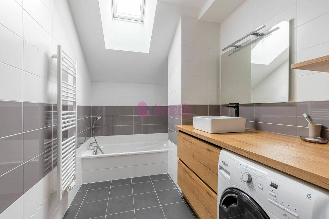 57763469n - Attribut alt par défaut.